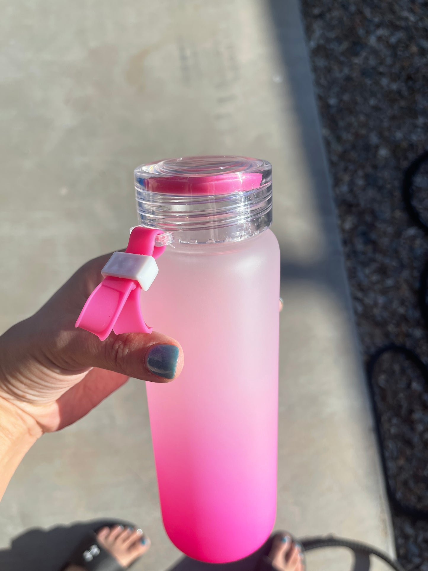 17oz Gradient Glass Water Bottles