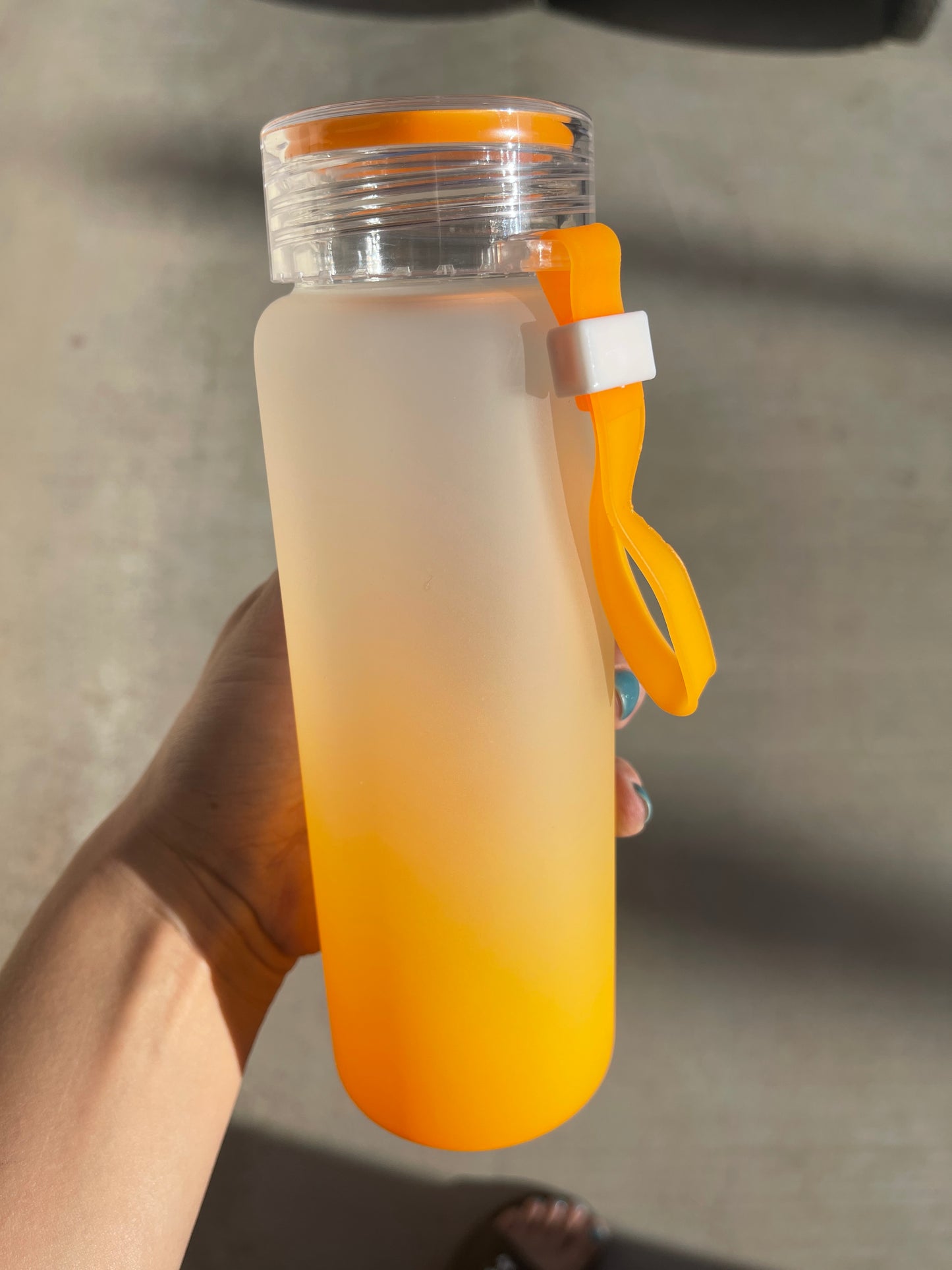 17oz Gradient Glass Water Bottles