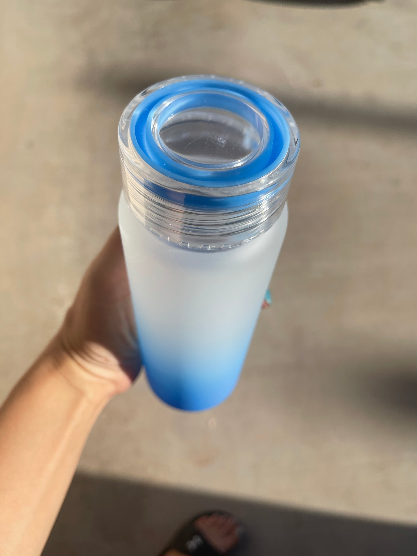 17oz Gradient Glass Water Bottles